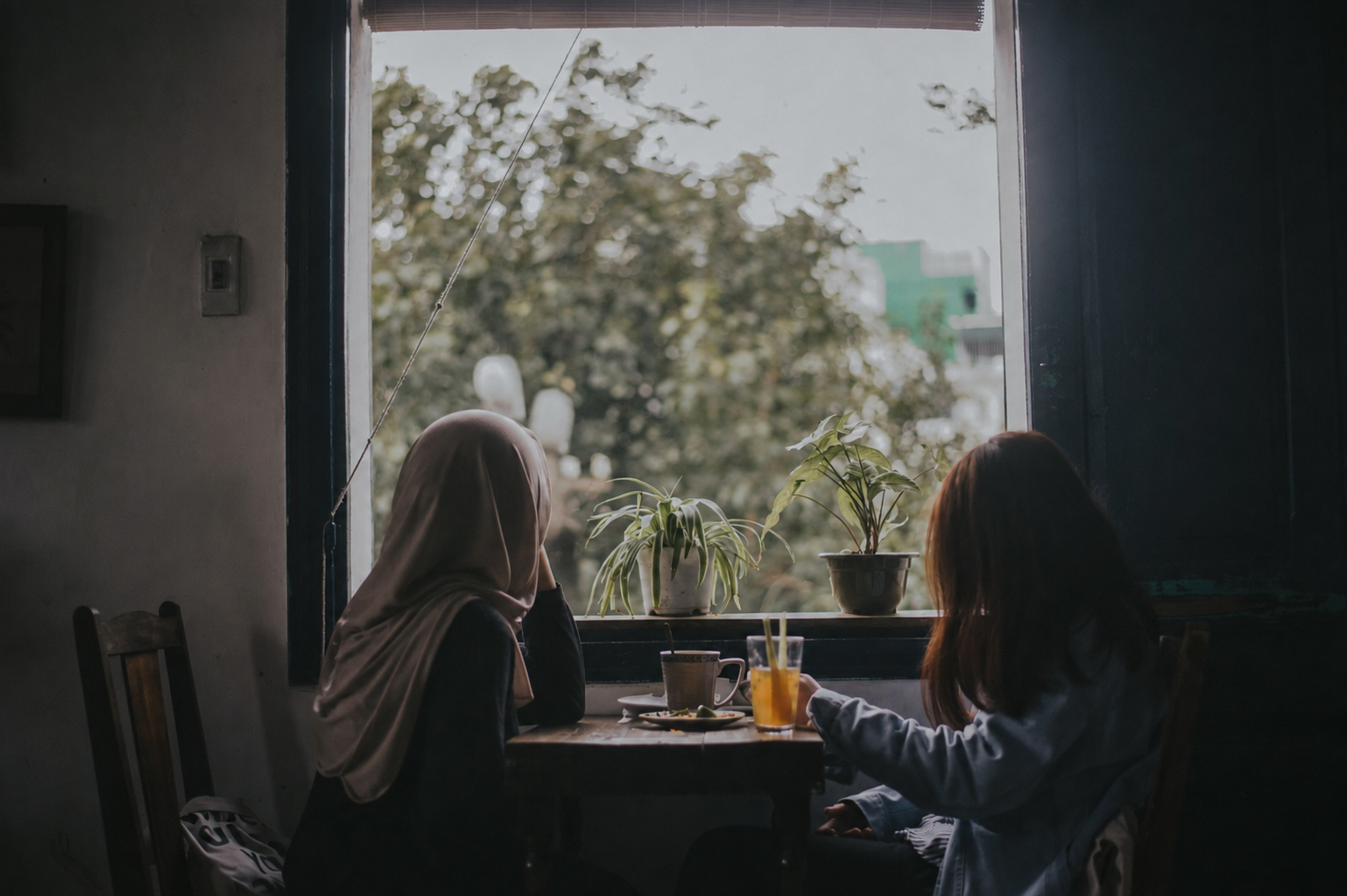 Kenapa Semakin Dewasa, Lingkaran Pertemanan Terasa Semakin Kecil?